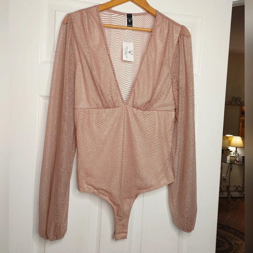 WINDSOR Shimmer Babe Bubble Sleeve Bodysuit, Tan (looks more Blush pink) L - Picture 2 of 8